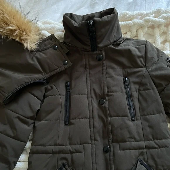 Winter Jacket - Picture 6 of 6
